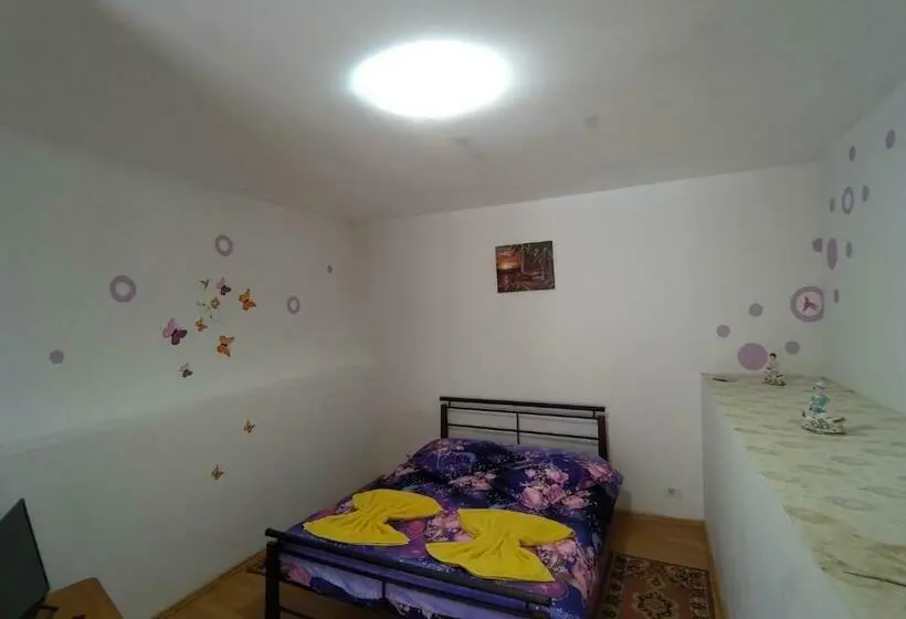 Deluxe-huone, Pensiunea Casa Montana