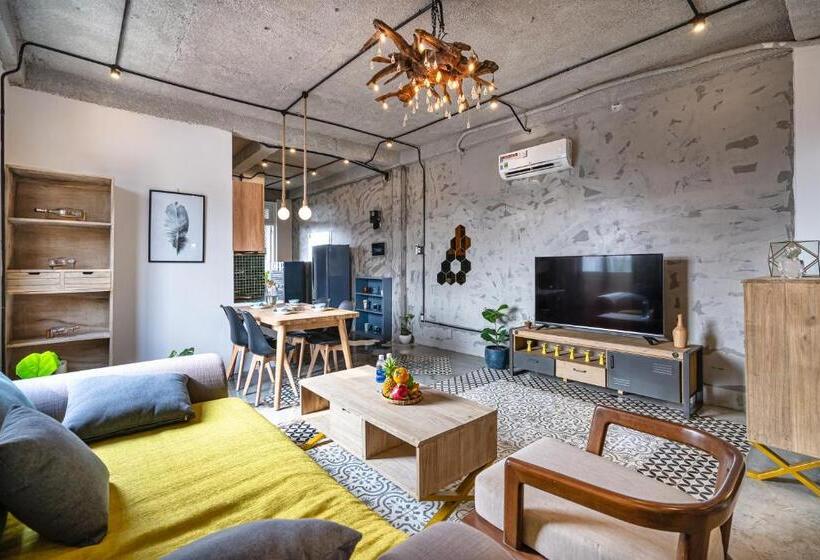 Apartamento Ático 1 Quarto, Pis Apartment In District 1