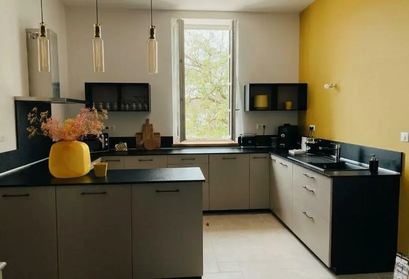 １ベッドルームのデラックスアパートメント, Manoir De Villamont