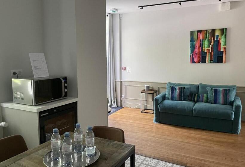 Апартаменты 1 Спальня, Manoir De Villamont