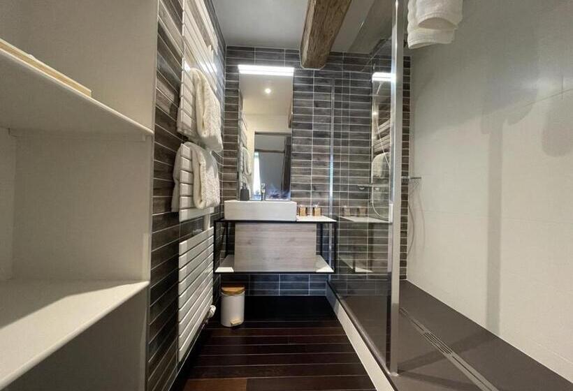 غرفة ديلوكس, Manoir De Villamont