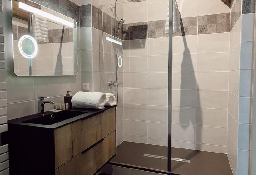 غرفة قياسية, Manoir De Villamont