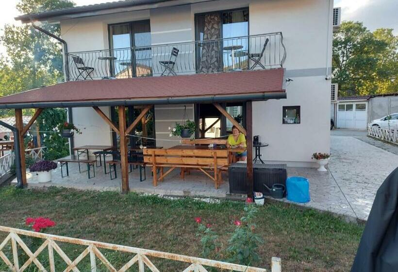 اتاق لوکس, Vila Maria Băile Felix
