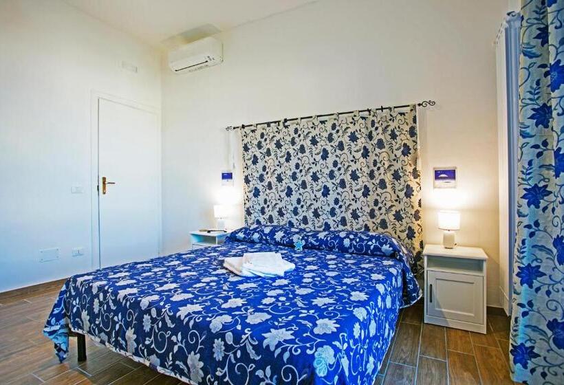 Номер Deluxe Вид на Море с Балконом, B&b Al Blu