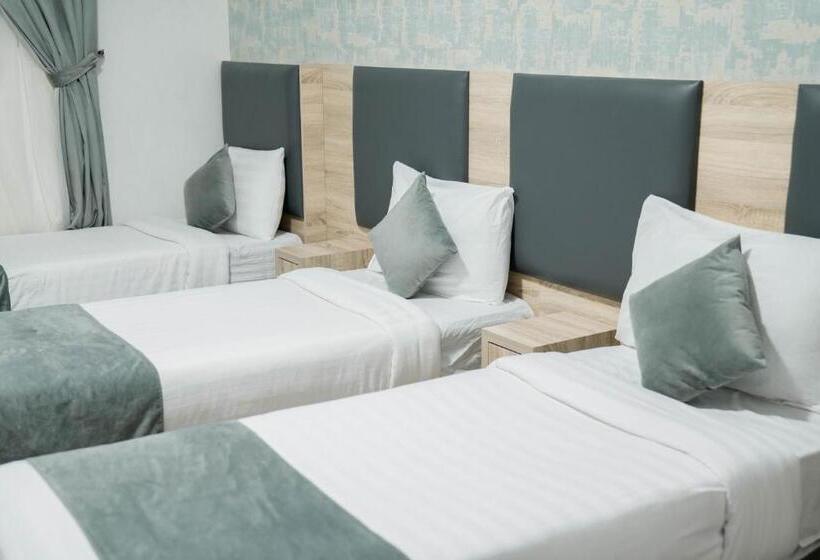 اتاق استاندارد سه نفره, Hayah Salam Silver