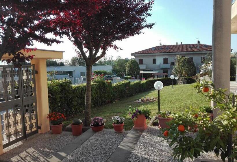 اتاق استاندارد, Affittacamere Villa Zelinda