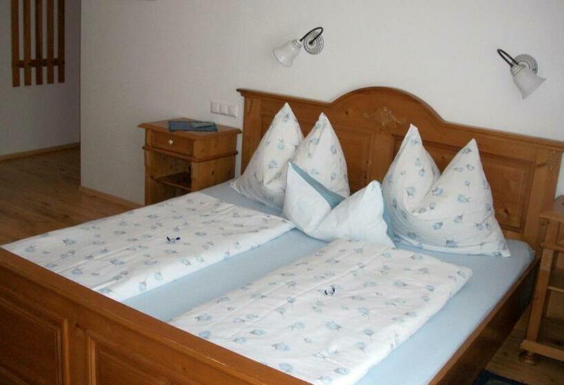 Номер Стандарт, Weingut Und Gästehaus Salzl