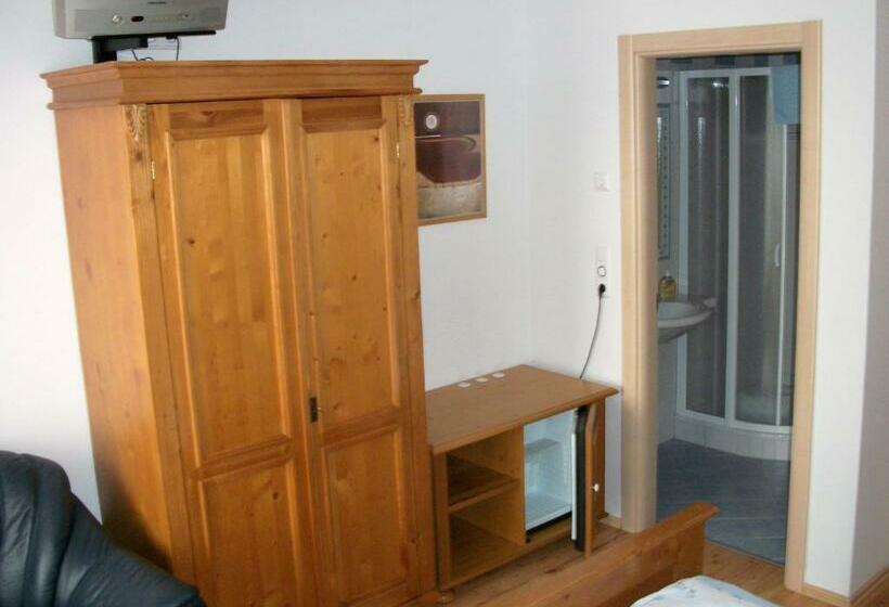 Номер Стандарт, Weingut Und Gästehaus Salzl