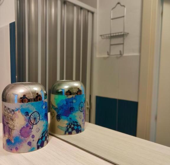 חדר סטנדרט, Blue Room