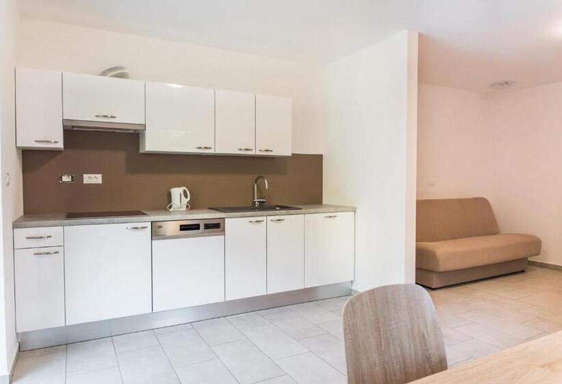 آپارتمان 1 خوابه, Guest House Rosi