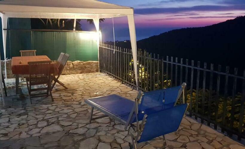 家庭间, Loft Rosa Con Terrazza, Bagno Privato E Doccia Esterna