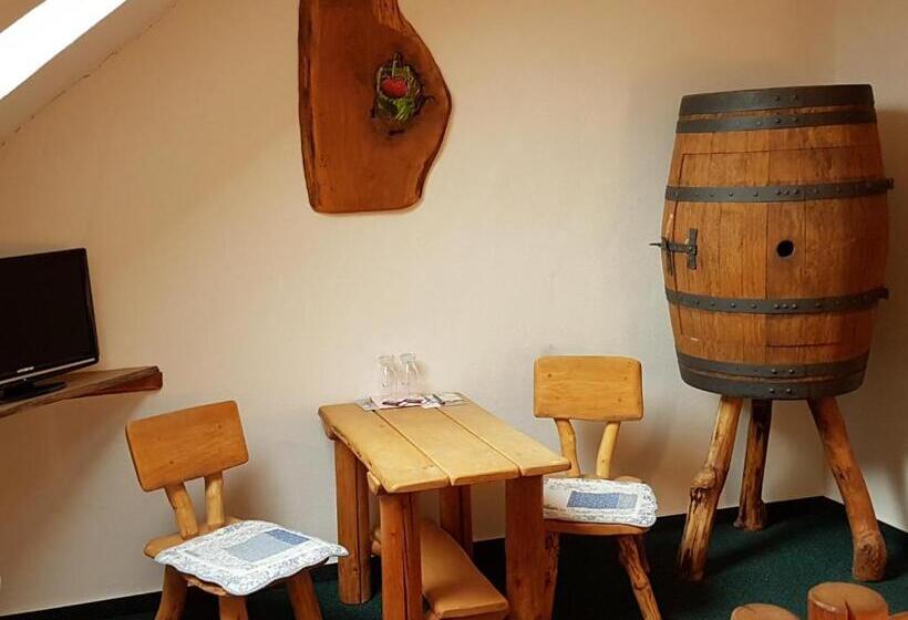 Номер Стандарт, Osada Havranů