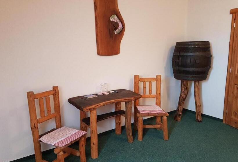 Номер Стандарт, Osada Havranů