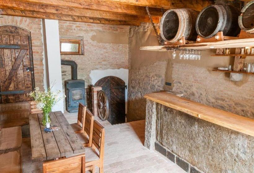 Семейный Номер, Osada Havranů