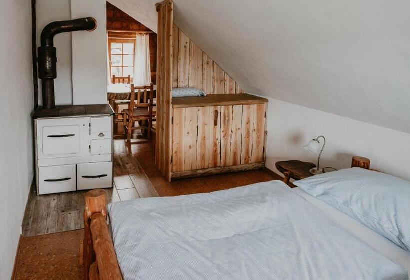 Апартаменты 2 Спальни, Osada Havranů