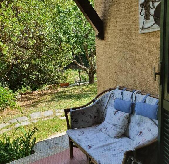 キングサイズベッドのスタンダードルーム, L Uliveto D Argento