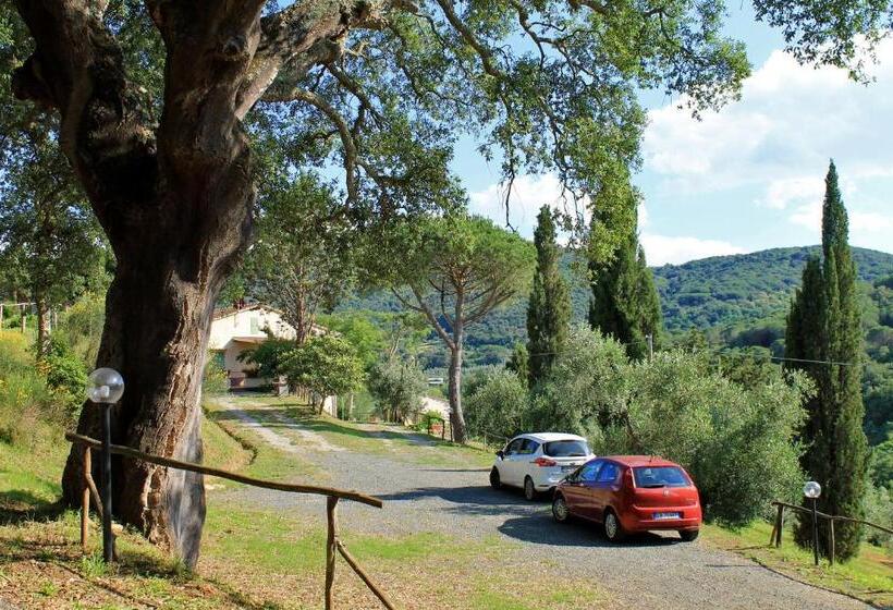 شقة 3 غرف, Agriturismo Le Catre