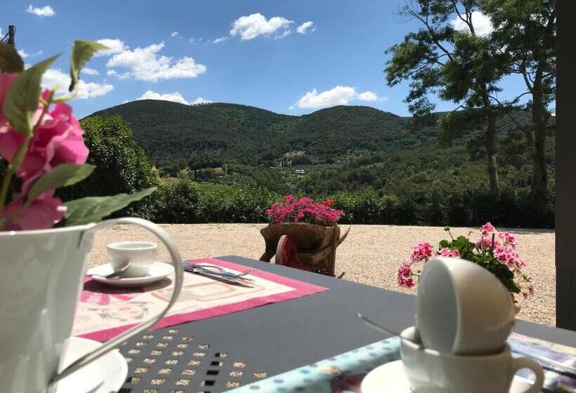 غرفة قياسية ثلاثية مطلة علي الحديقة, Agriturismo Le Catre