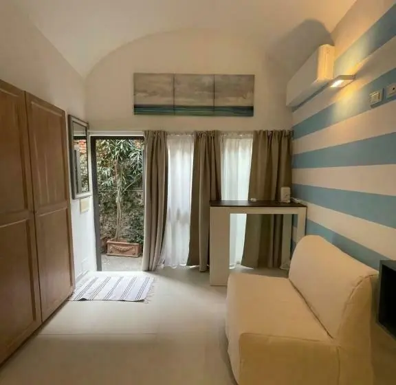 スタンダードトリプルルーム, La Casa Di Greta