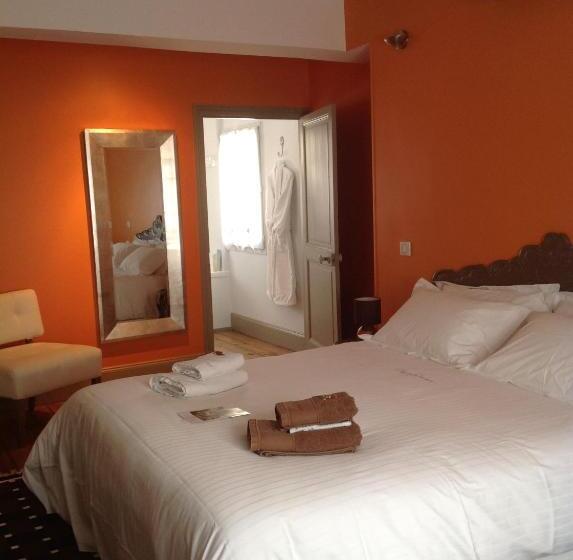 غرفة ديلوكس ذات إطلالة جانبية على البحر, Maison L épicurienne