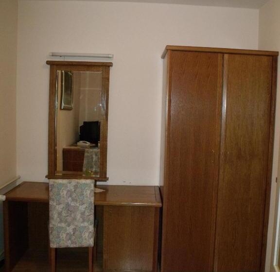 سوئیت با بالکن, Garni Hotel Pbg