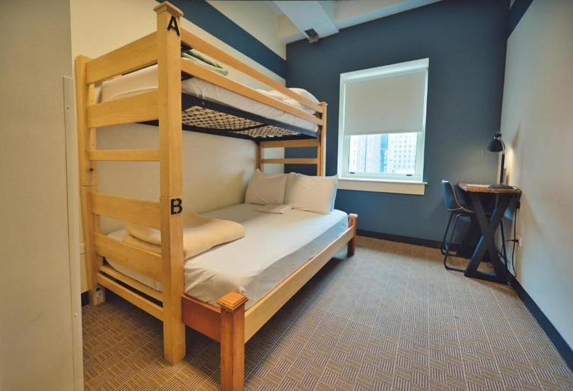 חדר סטנדרט, Hi Chicago Hostel
