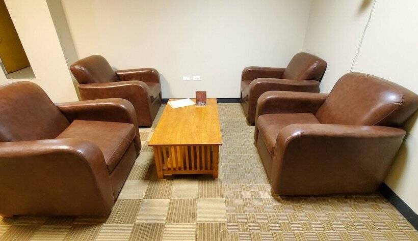 מיטה בחדר משותף, Hi Chicago Hostel