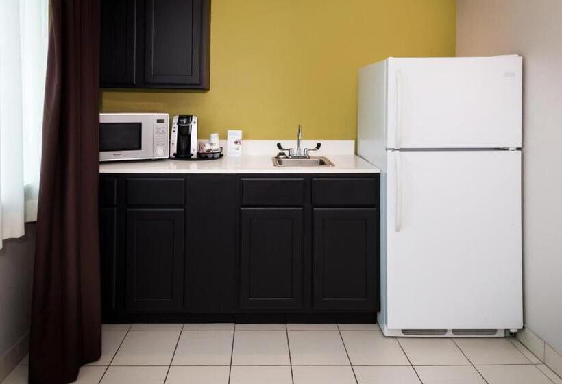 جناح سرير كينج, Holiday Inn Express Hotel & Suites Bucyrus, An Ihg