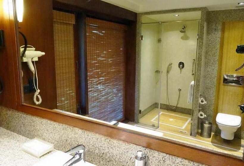 کلبه دلوکس, Ananta Spa & Resort, Pushkar