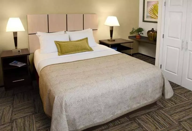 スタンダードスタジオ, Candlewood Suites Sayre, An Ihg