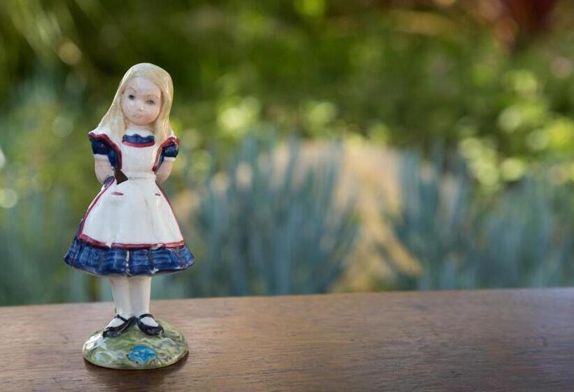 غرفة قياسية مزوَّدة بشُرفة, Cheshire Cat Inn & Cottages