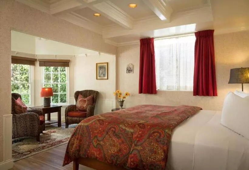 クイーンサイズベッドのスタンダードルーム, Cheshire Cat Inn & Cottages