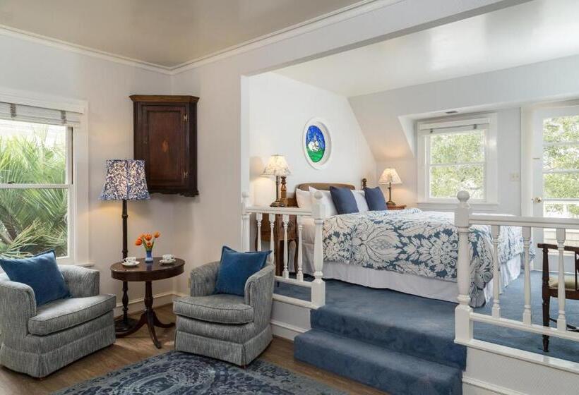 غرفة قياسية مزوَّدة بشُرفة, Cheshire Cat Inn & Cottages