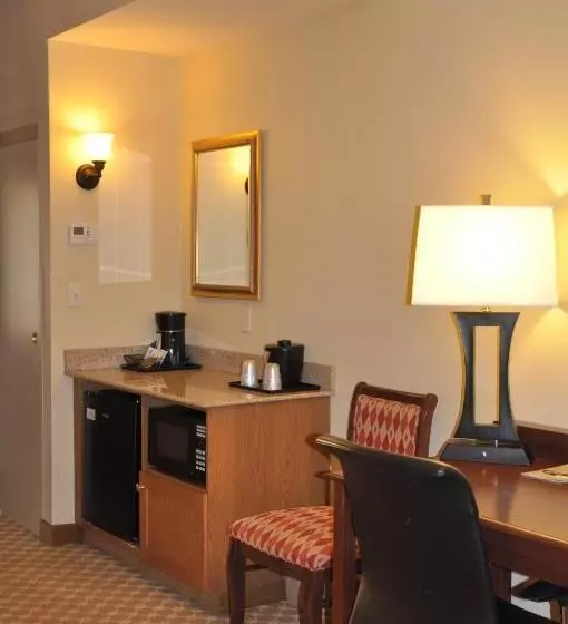 キングサイズベッドのスタンダードルーム, Country Inn & Suites By Radisson, Covington, La