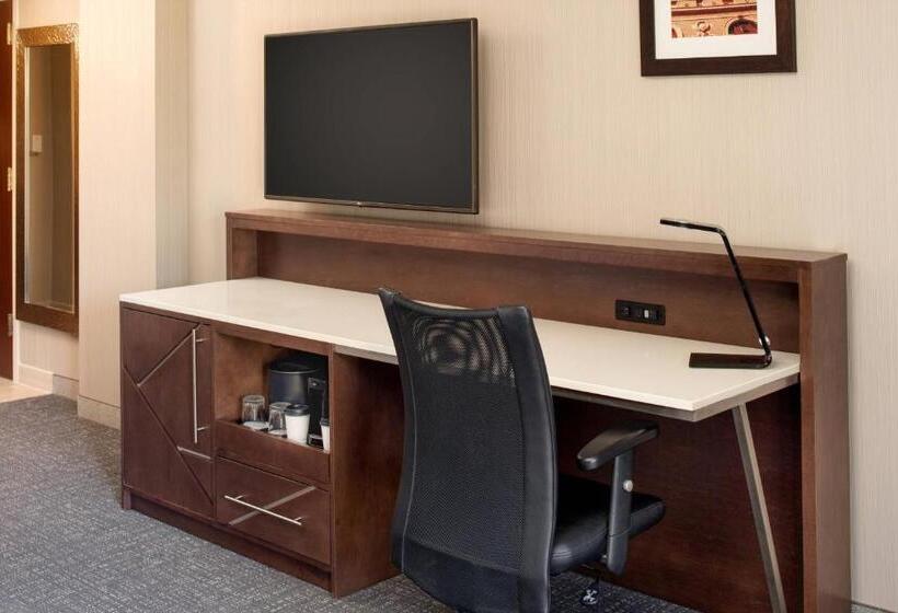 اتاق استاندارد با تخت بزرگ, Courtyard Seattle Seatac Area