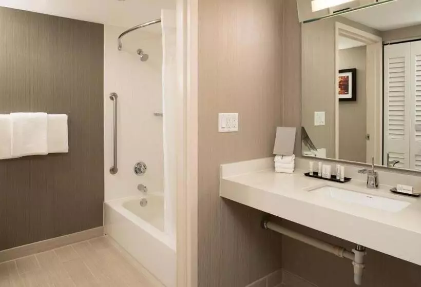 اتاق استاندارد, Courtyard Seattle Seatac Area