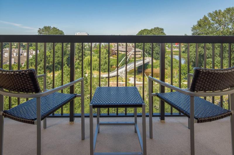 اتاق استاندارد با تخت بزرگ, Courtyard Seattle Seatac Area