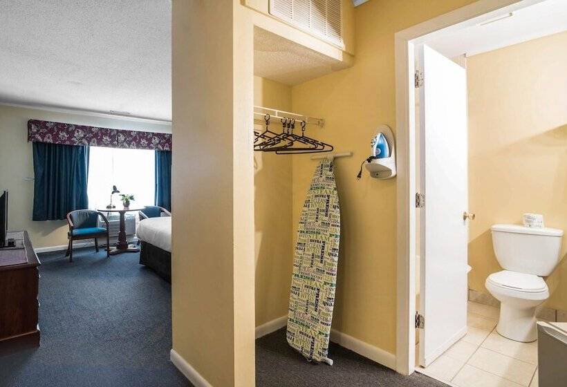 غرفة قياسية, Econo Lodge Inn & Suites