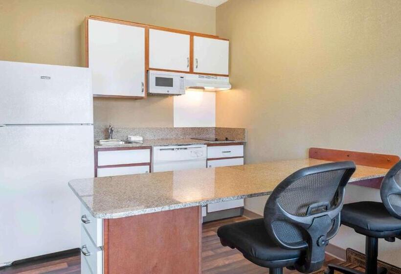 Студия Deluxe, Extended Stay America Suites  Secaucus  New York City Area