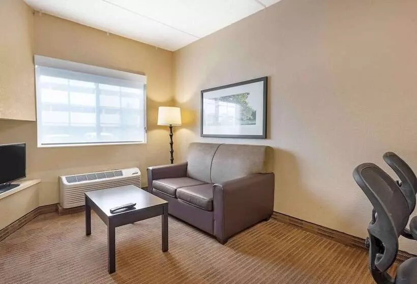 スイート, Extended Stay America Suites  Secaucus  New York City Area