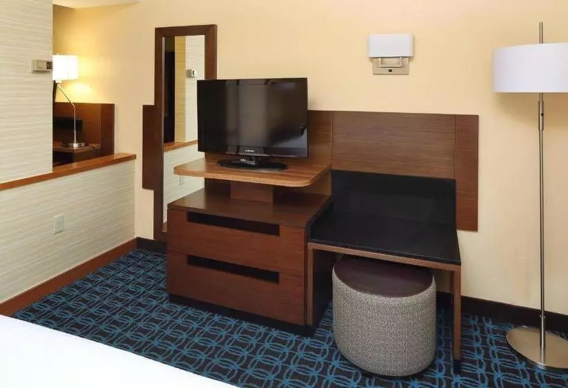 キングサイドベッドのスタンダードワンルーム, Fairfield Inn & Suites By Marriott Newark Liberty International Airport