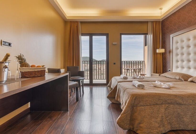 חדר סטנדרט, Fuente Del Miro