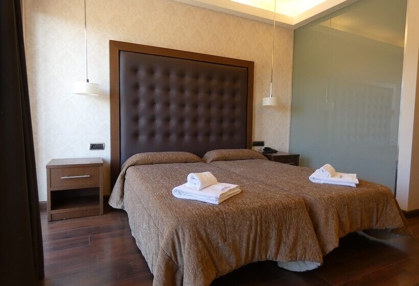 חדר סטנדרט, Fuente Del Miro