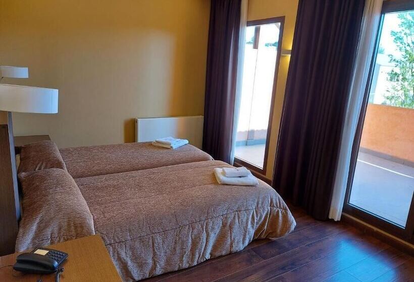 חדר סטנדרט, Fuente Del Miro