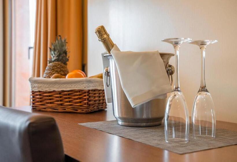 חדר סטנדרט, Fuente Del Miro