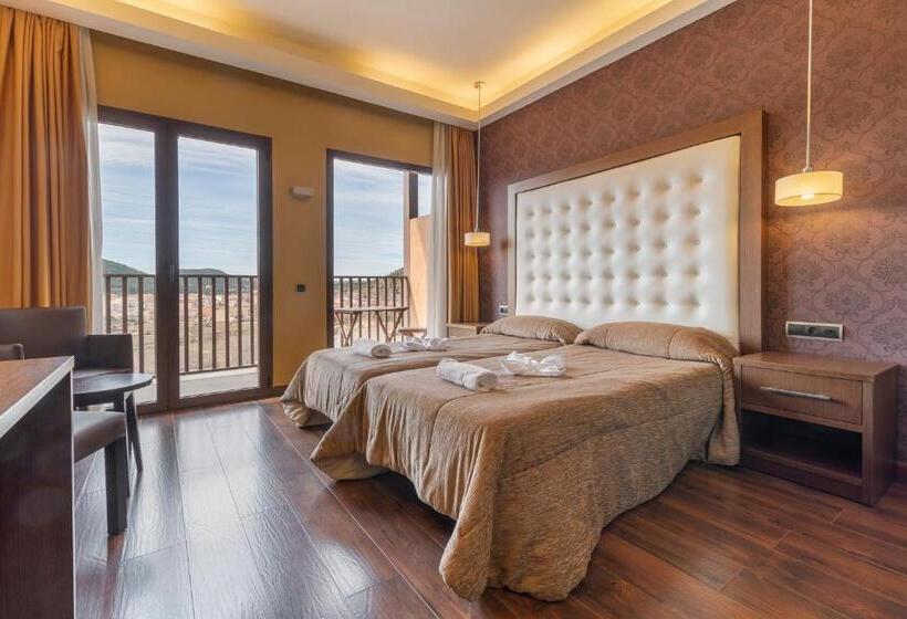 חדר סטנדרט, Fuente Del Miro