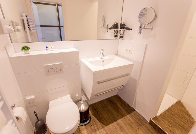 Полулюкс, Hofhotel Krähenberg