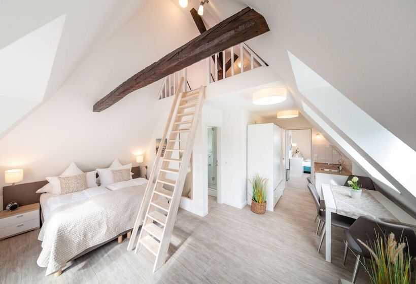 דירת חדר, Hofhotel Krähenberg