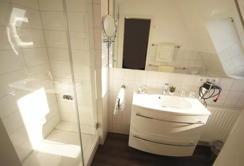 エコノミールーム, Hofhotel Krähenberg