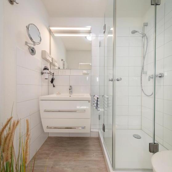 דירת חדר, Hofhotel Krähenberg